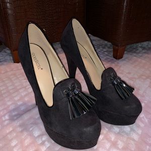 Black Stilettos with tassels on front